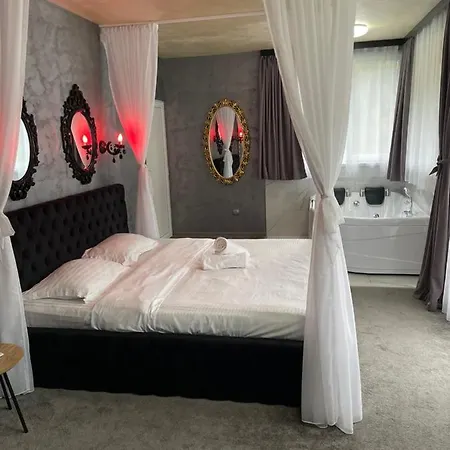 La Protap Hotel