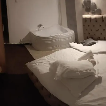 Hotel La Protap 2*